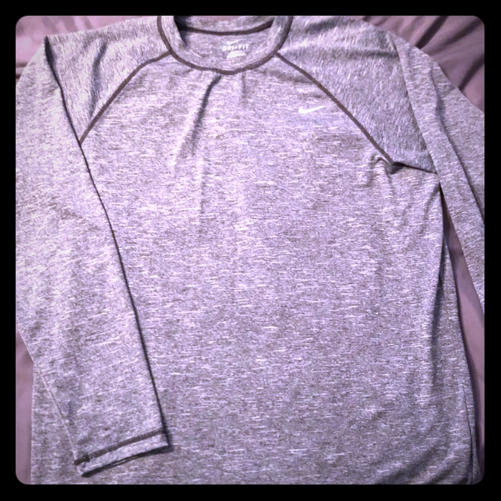 Nike Dri-fit Long Sleeve Shirt Large.